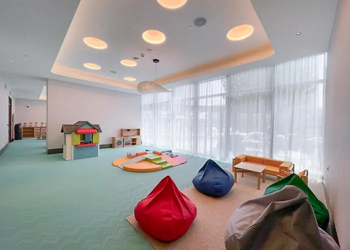 Address Residences Dubai Opera - Burj Khalifa City Views 1, 2, & 3-Bedroom Apartment 1 Minute Walk To Burj Khalifa, Dubai Mall, Dubai Fountain By Heaven Crest