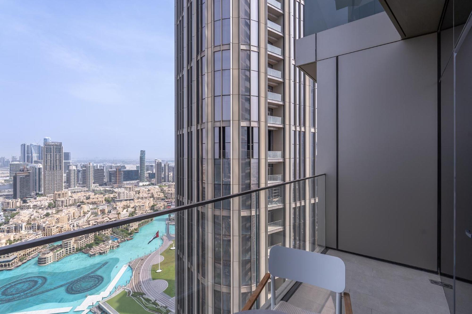 Address Residences Opera - Burj Khalifa Views 1, 2, & 3-bedroom 1 Minute Walk To Burj Khalifa, Mall, Fountain By Heaven Crest * Dubai