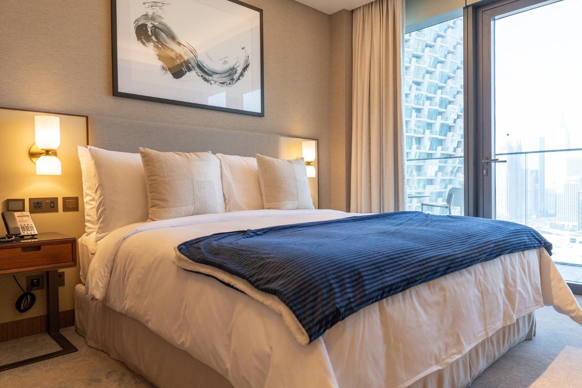 Apartment Address Residences Opera - Burj Khalifa Views 1, 2, & 3-bedroom 1 Minute Walk To Burj Khalifa, Mall, Fountain By Heaven Crest Dubai
