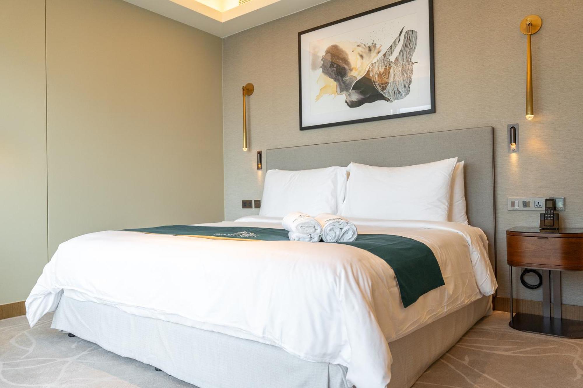 Address Residences Opera - Burj Khalifa Views 1, 2, & 3-bedroom 1 Minute Walk To Burj Khalifa, Mall, Fountain By Heaven Crest