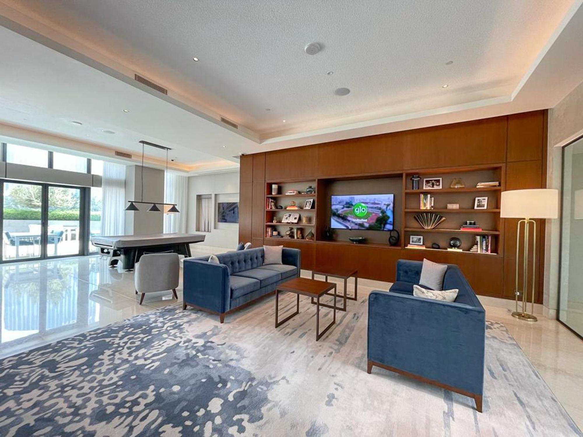 Address Residences Opera - Burj Khalifa Views 1, 2, & 3-bedroom 1 Minute Walk To Burj Khalifa, Mall, Fountain By Heaven Crest Dubai